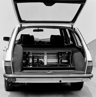 Illustration for article titled This 1980's Electric Mercedes Prototype Didn't Solve The Oil Crisis